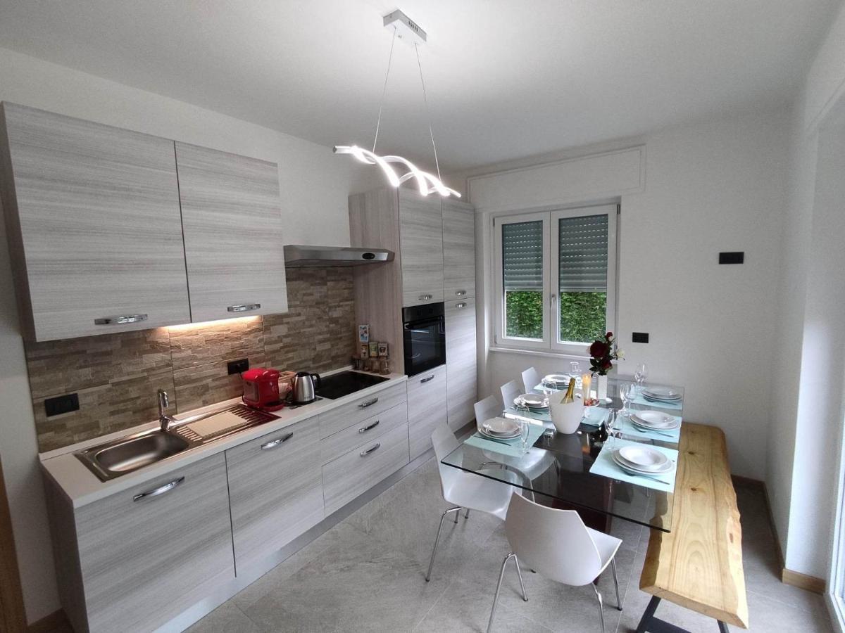 Tirano Express Luxury Apartments Kültér fotó