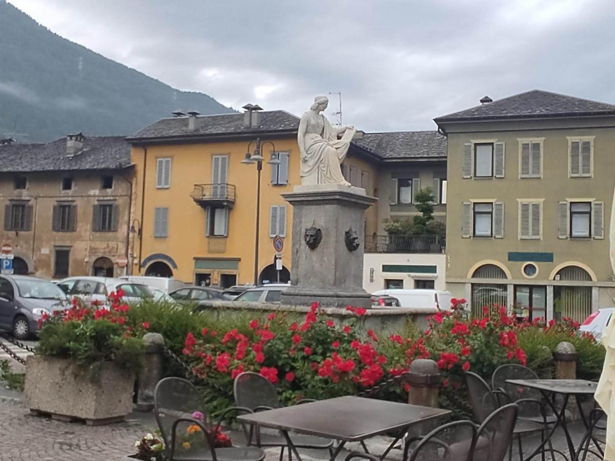 Tirano Express Luxury Apartments Kültér fotó