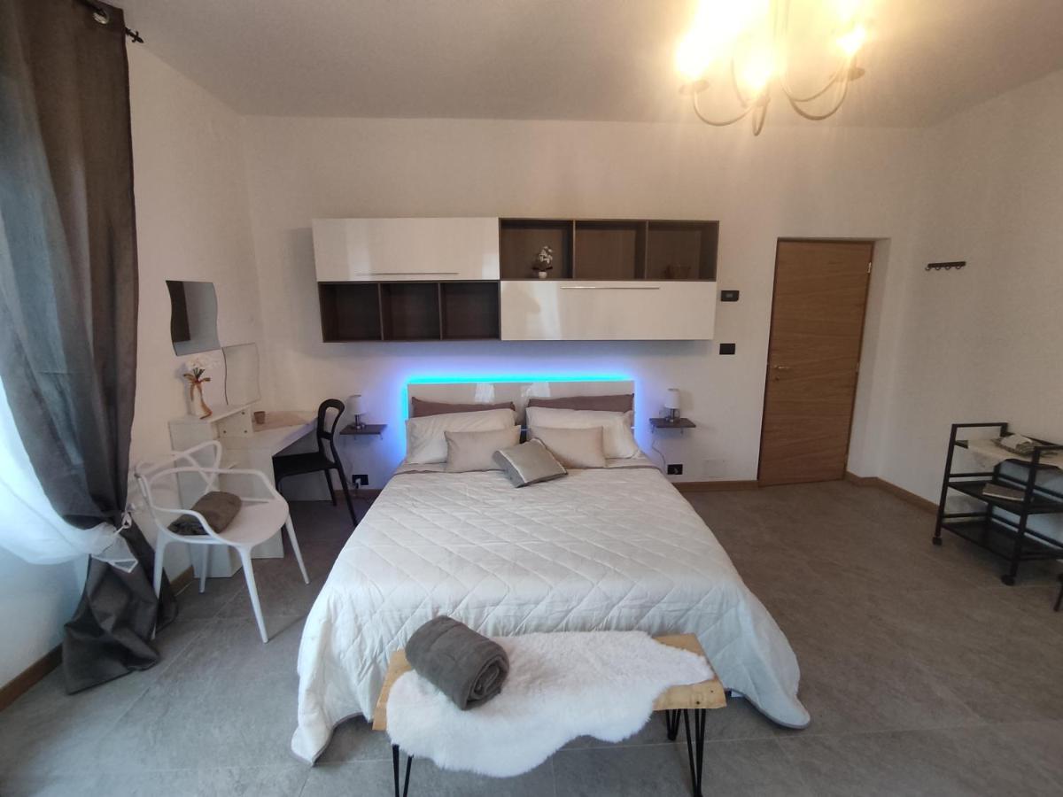 Tirano Express Luxury Apartments Kültér fotó
