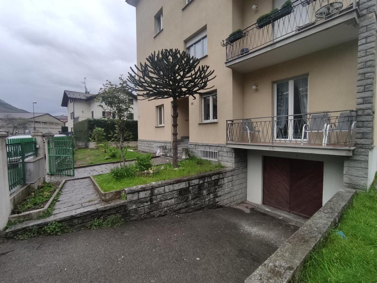 Tirano Express Luxury Apartments Kültér fotó