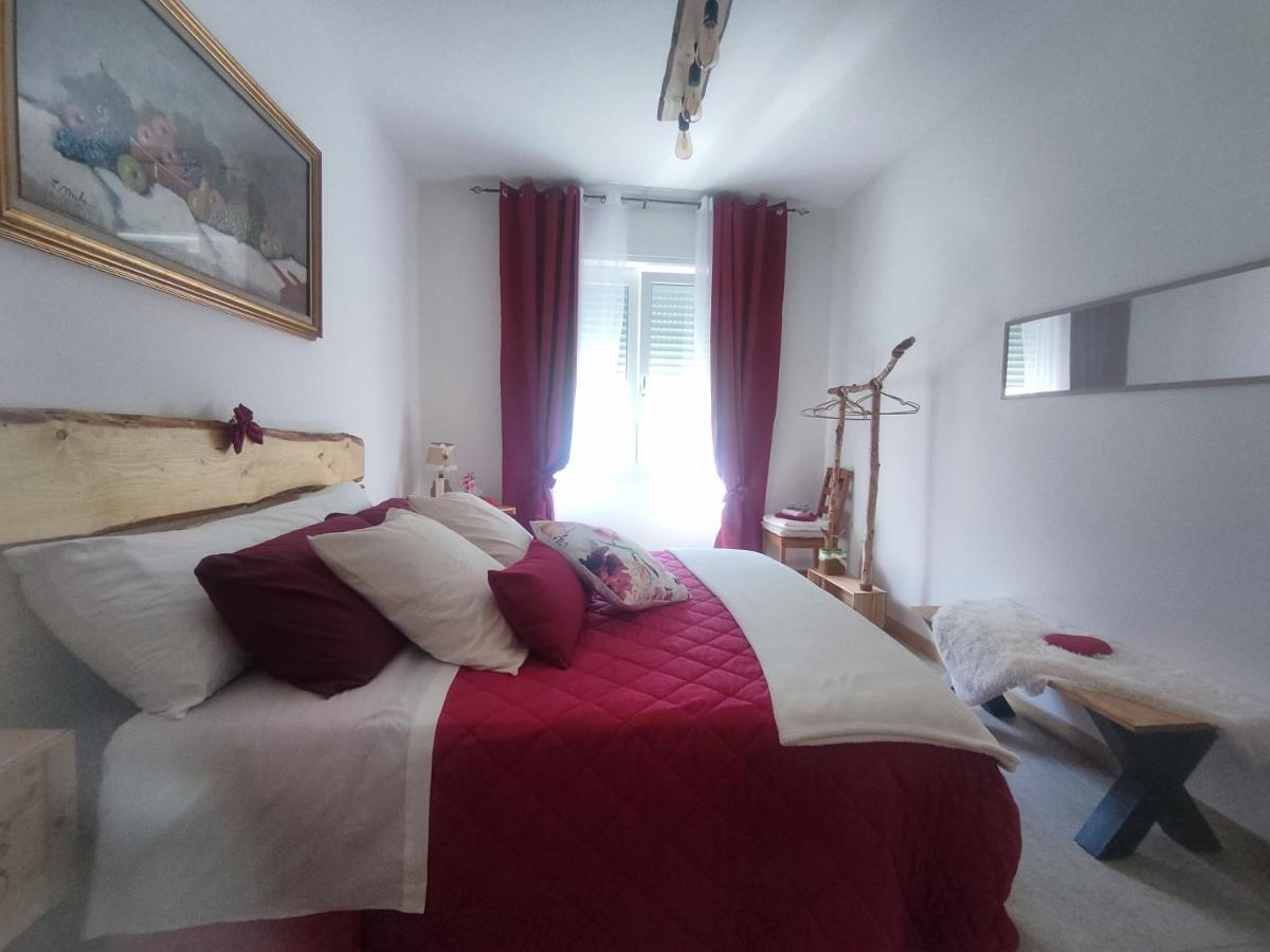 Tirano Express Luxury Apartments Kültér fotó