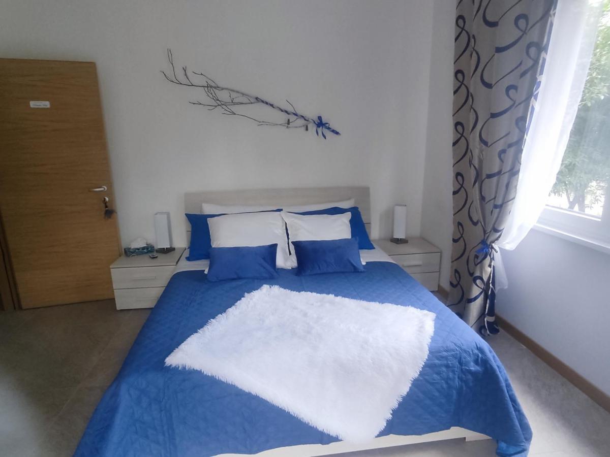 Tirano Express Luxury Apartments Kültér fotó