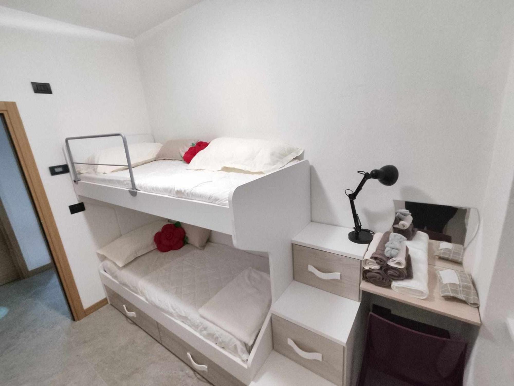 Tirano Express Luxury Apartments Kültér fotó